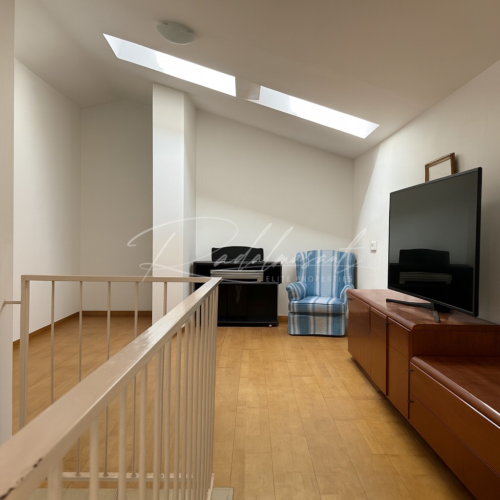 Segunda habitación-sala 1