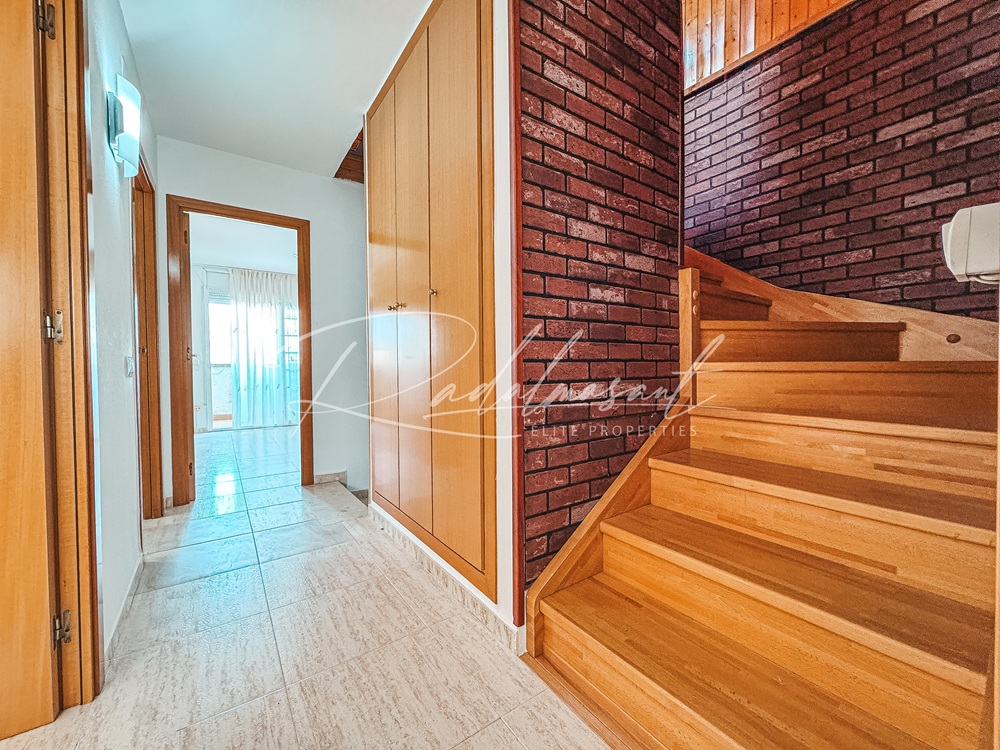 Escaleras a buhardilla