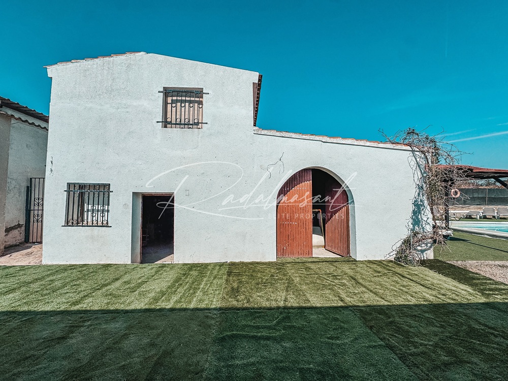 Fachada Anexo Extra 1